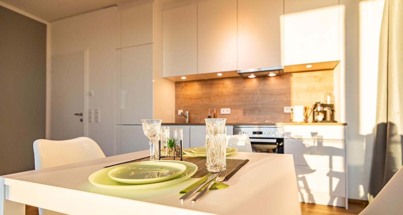 New Luxury Apartment Overlooking Vienna Esterno foto
